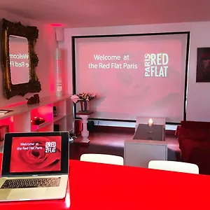Apartment Red Flat