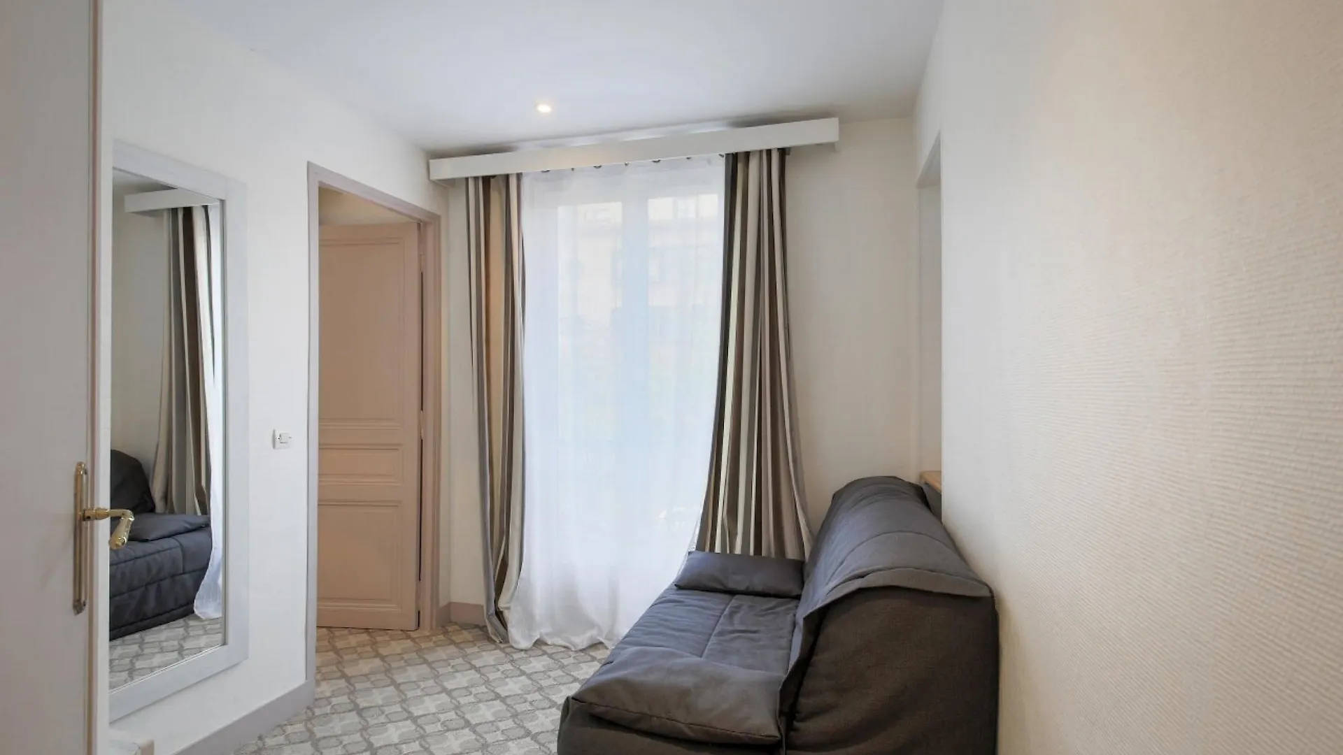 Grand Hotel Des Gobelins Párizs