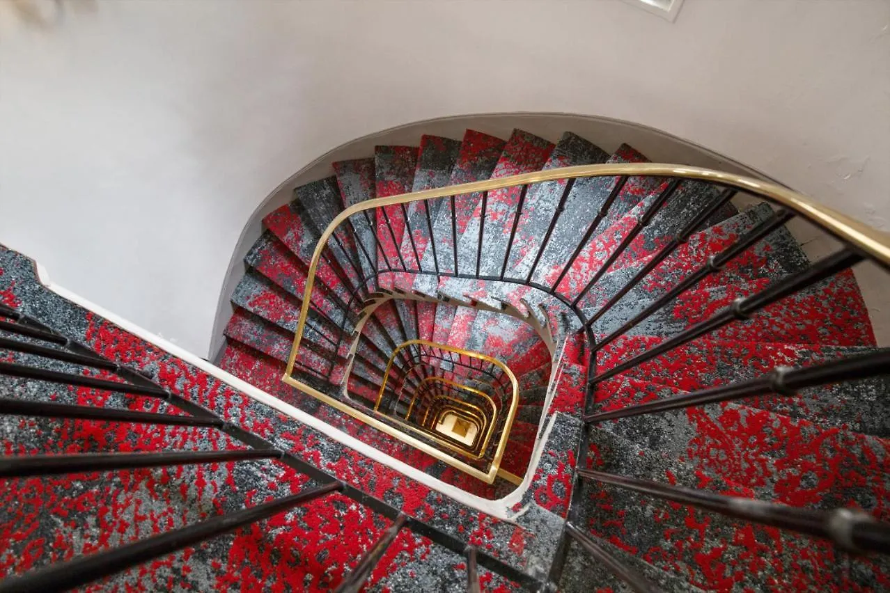 ***  Grand Hotel Des Gobelins Párizs Franciaország